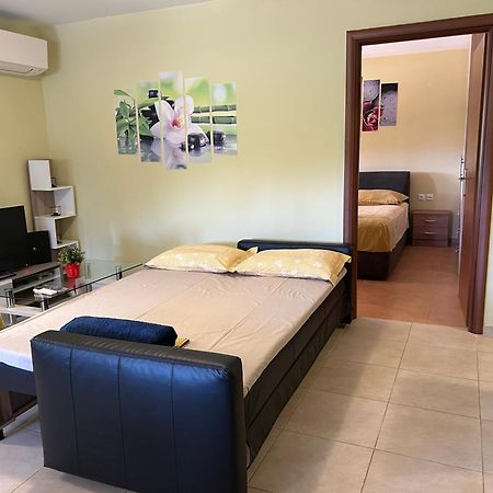 Sunshine Apartment Ioannina Luaran gambar
